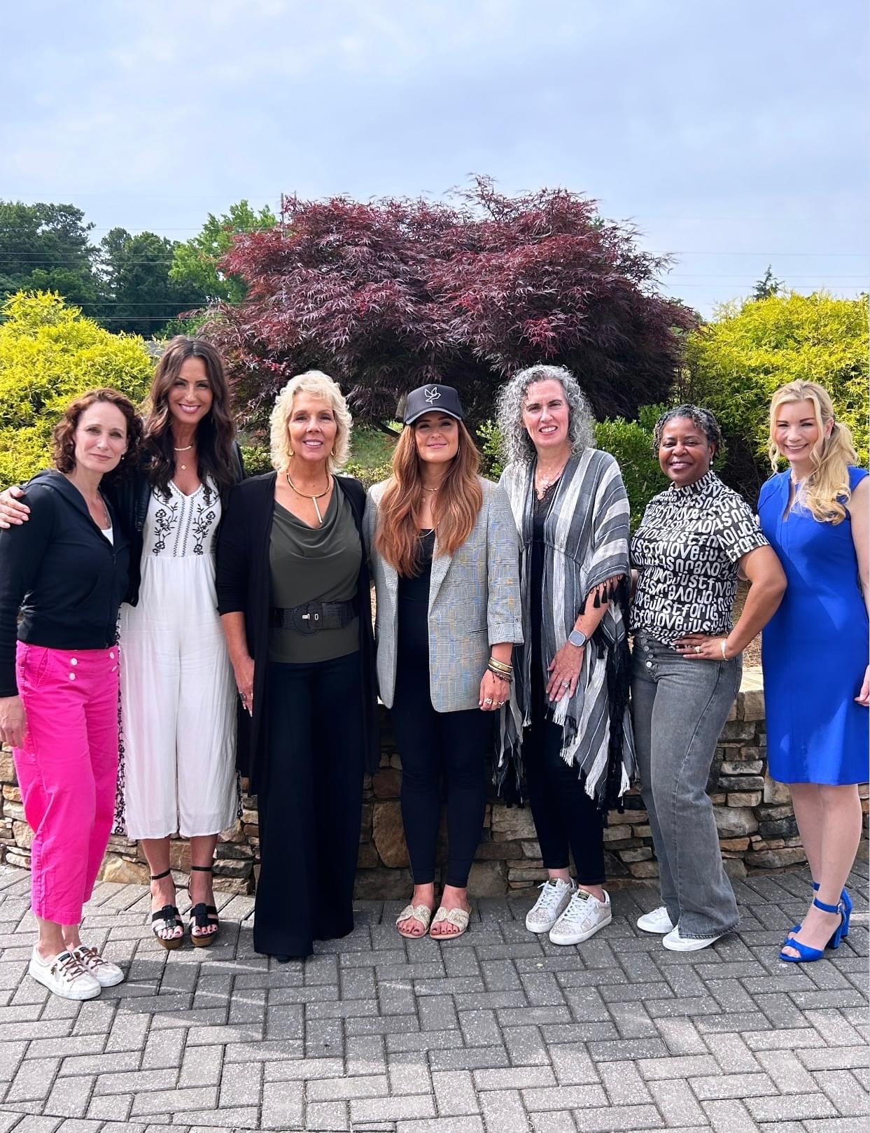 FEW, extraordinary women, The Fellowship of Extraordinary Women, inner circle